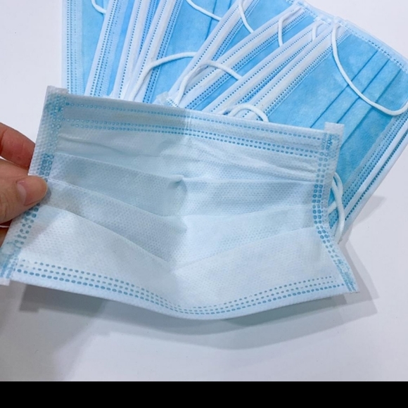 200 PCS Face Mask Medical Surgical Dental Disposable - Picture 9 of 9